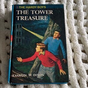 Vintage 1959 The Tower Treasure - The Hardy Boys Hardcover. 180 pages. GUC